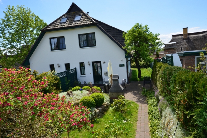 Ferienhaus Boddenstraße 29 | Ferienhaus Seeadler Nr. 29 D Vorderansicht