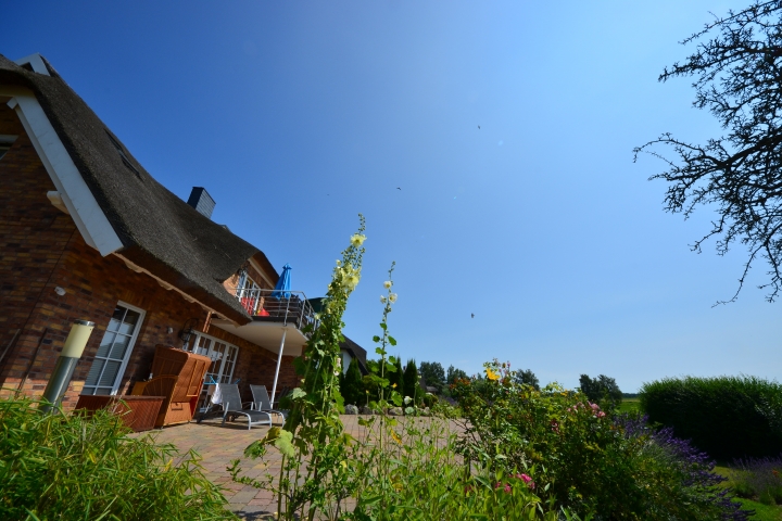 Abendblick über Terrasse Sonnenkamp (Sonnenkliff ähnlich)