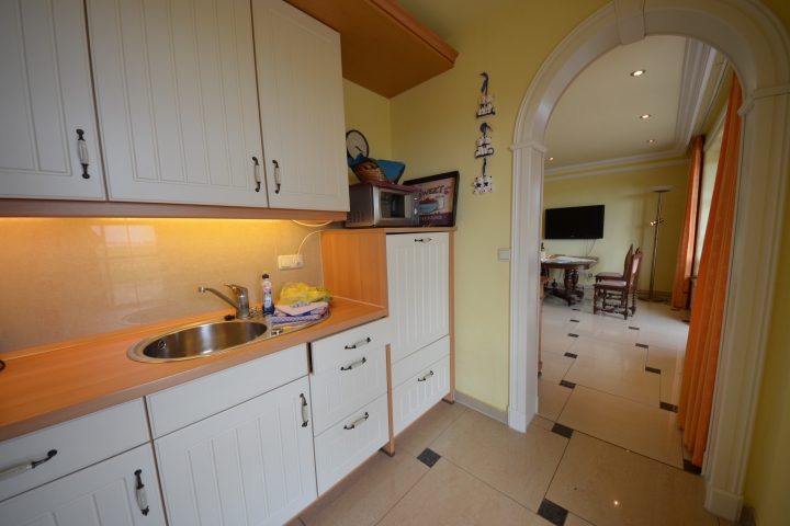 Ferienwohnung Sonnenkamp EG Küche mit Ausgang zur Terrasse