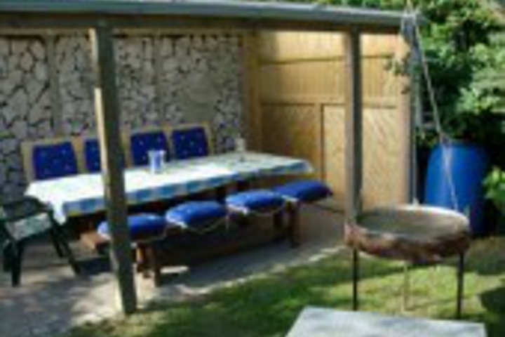 Grillplatz mit Überdachung