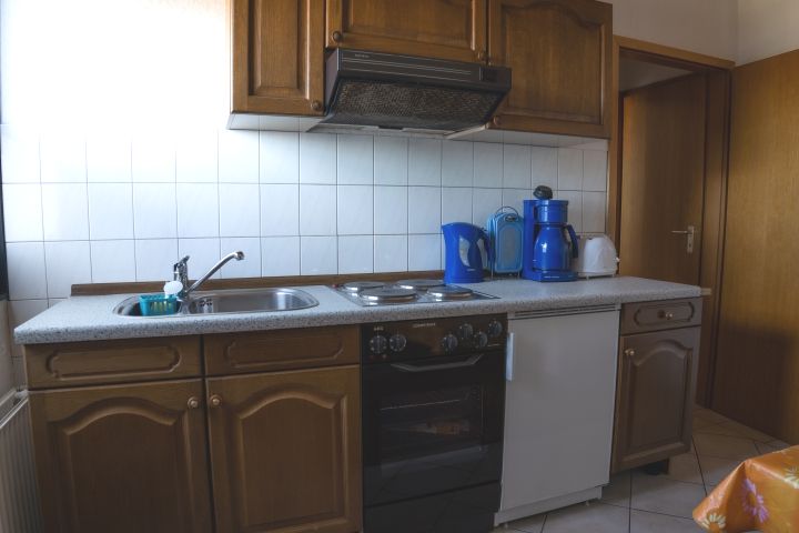 Küchenzeile Fewo 2 Tel. 04367512 oder 015159820021