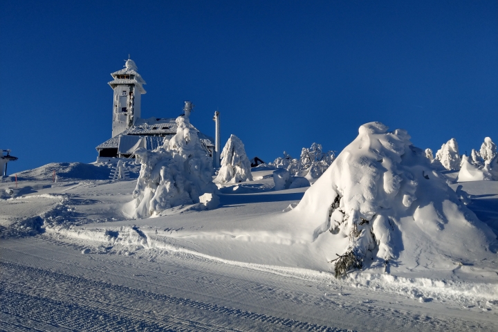 Fichtelberg, tief verschneit