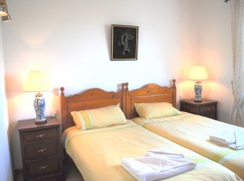 Zweibettzimmer