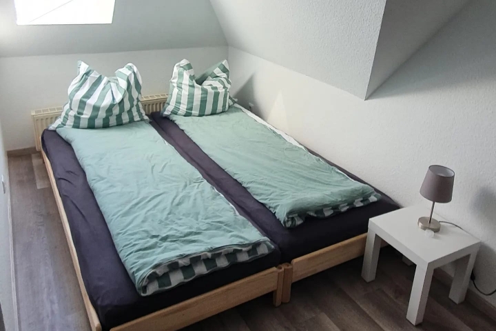 Ein Doppelbett ist ebenfalls möglich (160x200cm)