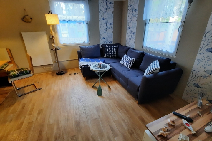 Ein Nickerchen muss auch mal sein ........(können)                                                         
Das Sofa ist ein Funktionsmöbel, auszie