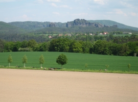  Schrammsteinkette mit Falkenstein