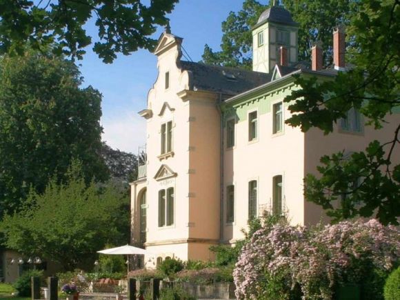 Gästezimmer in der Therese-Malten-Villa | Therese-Malten-Villa
