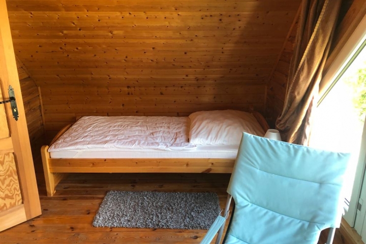 Schlafzimmer 2