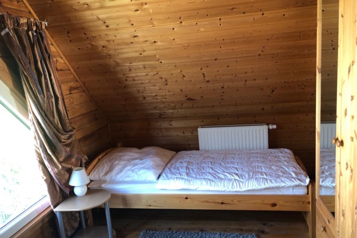 Schlafzimmer 2