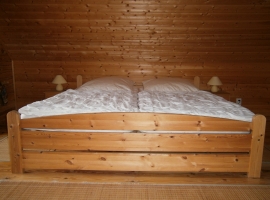 Schlafzimmer 1