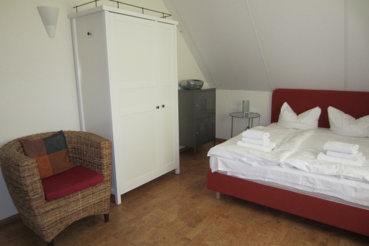 Schlafzimmer 2 (Obergeschoss) - Bild 1