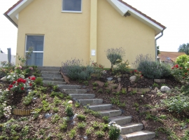 Ferienhaus Neukirch - Gartentreppe