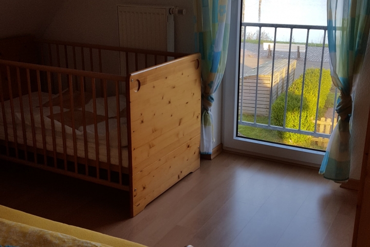 Schlafzimmer 3 mit Blick auf die Harle