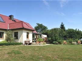 Garten hinterm Haus