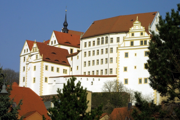 Das Schloss zu Colditz mit dem Fluchtmuseum kriegsgefangener alliierter Offiziere - Entfernung 10 km