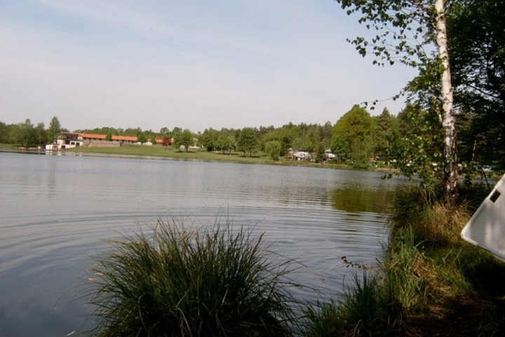 Der Thümmlitzsee - Entfernung 2 km