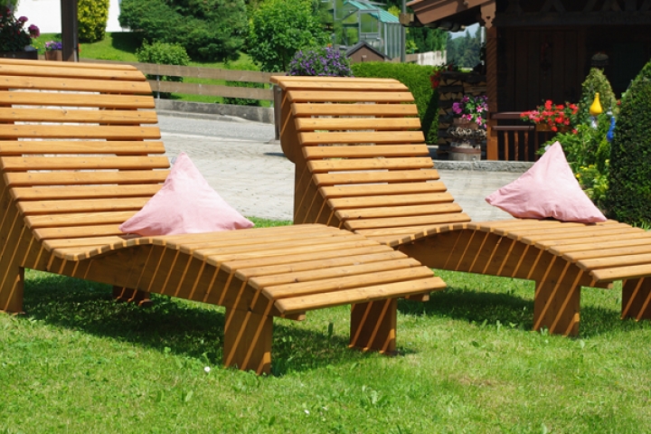 Gartenliegen zum entspannen