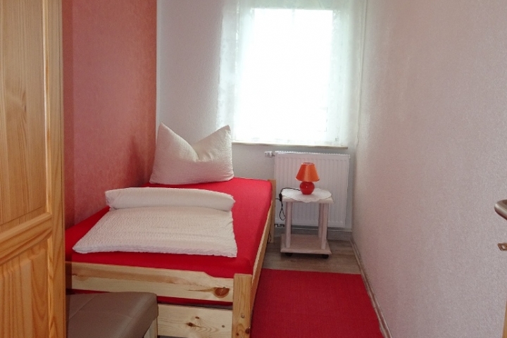 Einbettzimmer Wohnung Adamsberg