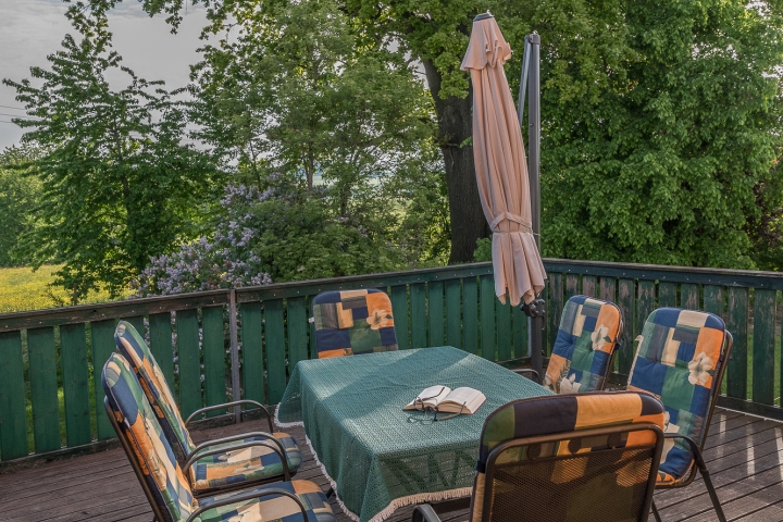 Balkon bis zu 10 Personen möbliert