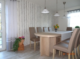 Esszimmer von Wohnung Adamsberg
Tisch ausziehbar bis 12 Personen 
