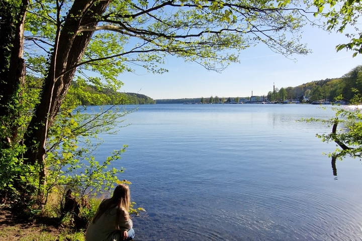 Am See, 100m vom Haus.