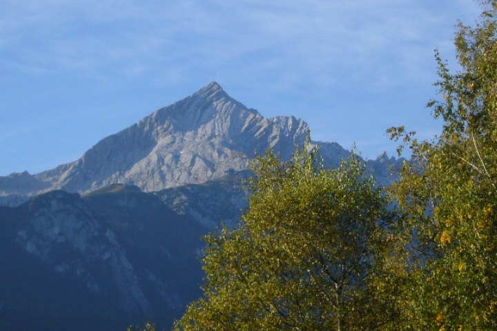 Zoom zur Alpspitze