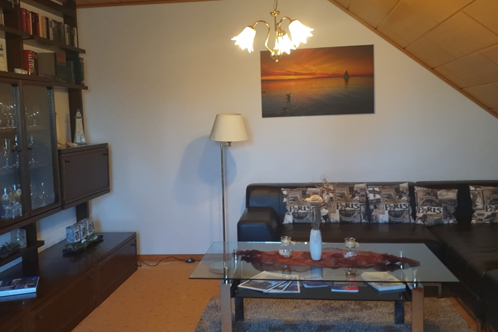Susis Ferienwohnung | Gemütliches Ambiente im Wohnzimmer