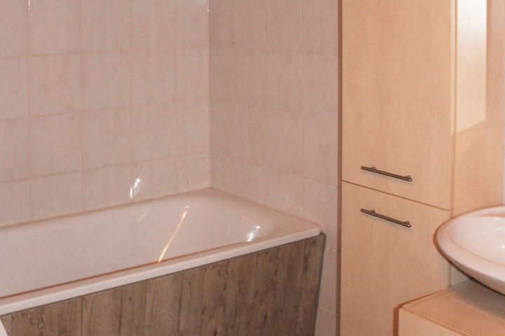 Badezimmer mit Badewanne