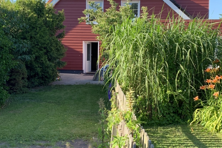 Ferienhaus mit Garten (linke Haushälfte)