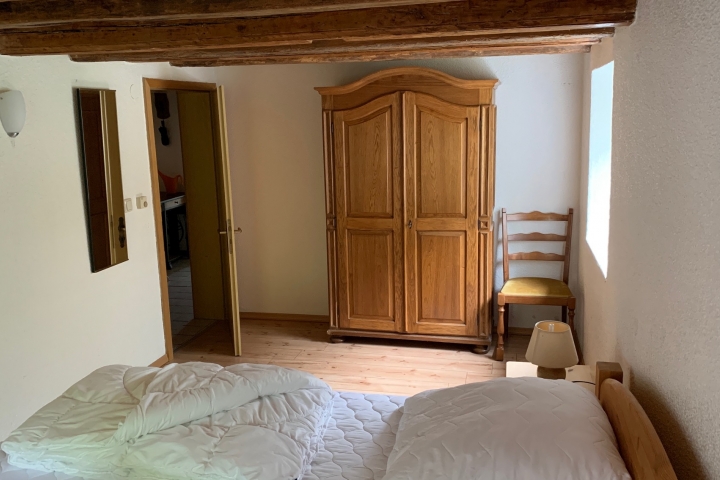 Schlafzimmer 2 (EG)