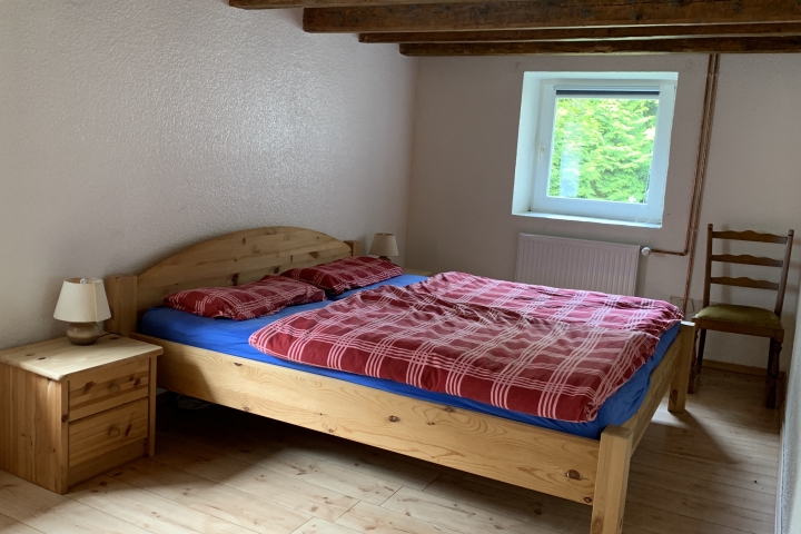 Schlafzimmer 2 (EG)