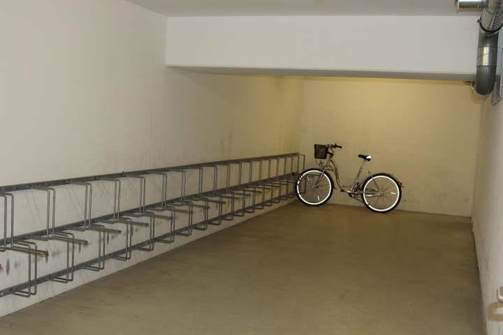Fahrradkeller durch die Tiefgarage erreichbar