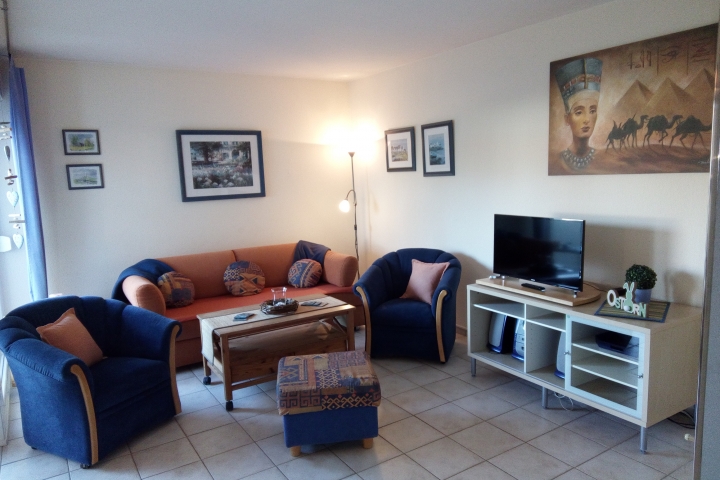 Wohnraum mit Doppelschlafcouch