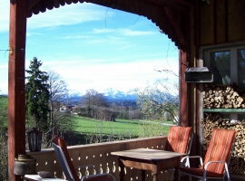 Terrasse, Blick in die Berge