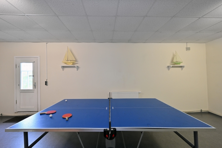Tischtennis im Mehrzweckraum für alle Gäste