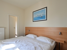 Schlafzimmer 2 mit Doppelbett Bettengröße 180 x 200 cm