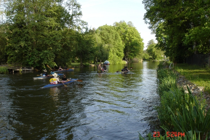 Paddler auf dem Storkower Kanal