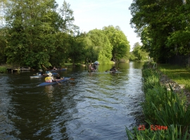 Paddler auf dem Storkower Kanal