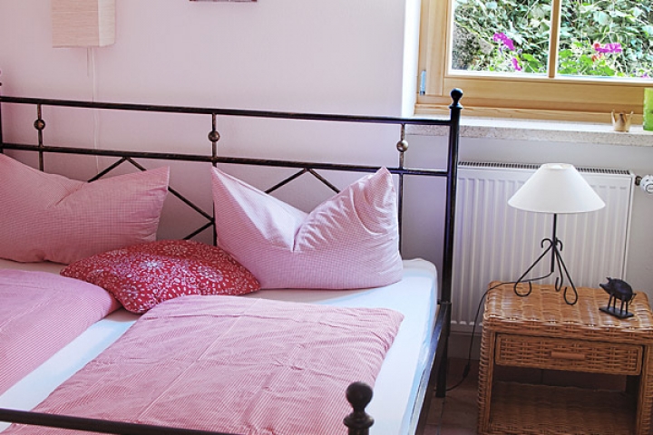 Schlafzimmer 2