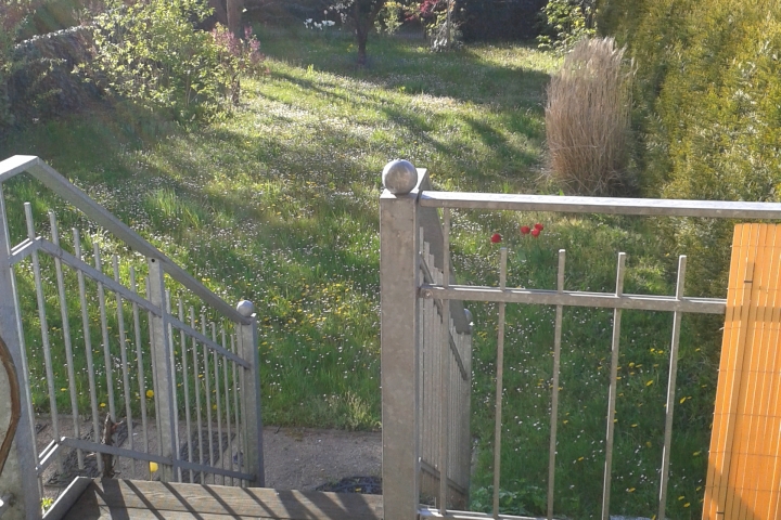 Die Abendsonne wärmt schon im April...
