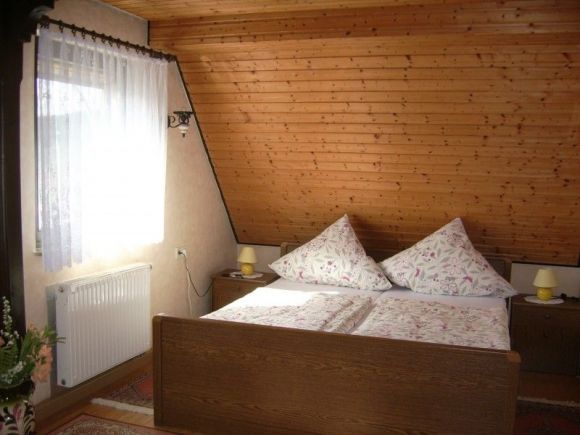 2. Doppelzimmer mit Schlafcouch