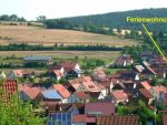 Blick von der gegenüber liegenden Wohnsiedlung zur Markbergstraße