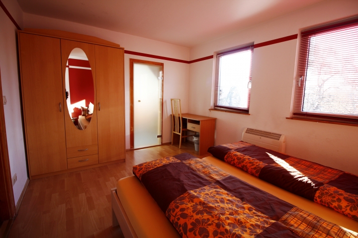 Schlafzimmer 1 Fewo 2