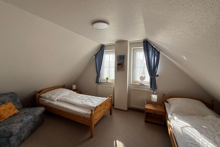 Schlafzimmer OG rechts