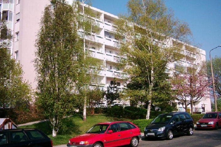 Vorderansicht Döbraer Straße ©