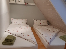 Zwei Einzelbetten
in Schlafzimmer 2