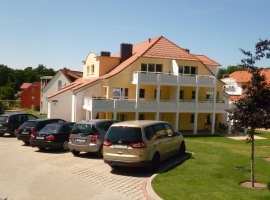 Ferienhaus mit Parkplätzen