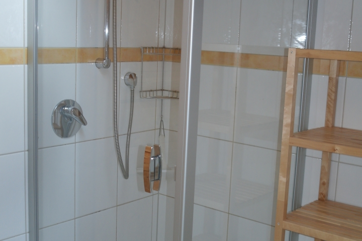 Badezimmer, Teilansicht Dusche