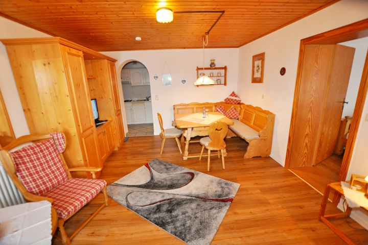 Wohnraum der 2 Zimmerferienwohnung 