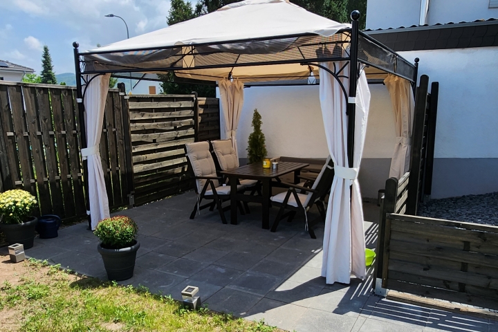 Ferienwohnungen Ute Reinert in Ayl | Gartenterrasse FeWo 1